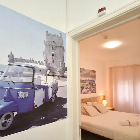 Tuk Tuk Hostel *
